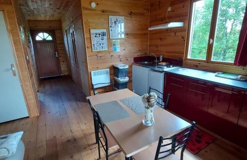 Velle-sur-Moselle House | Chalet au calme avec terrasse, acceptant les animaux, parking et Wi-Fi inclus - FR-1-584-108