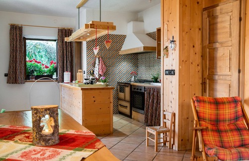 Barco Ski Chalet | Chalet 'Baita Angomà' with Mountain View and Private Garden