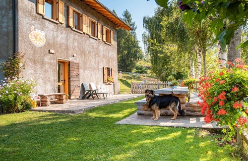 Barco Ski Chalet | Chalet 'Baita Angomà' with Mountain View and Private Garden