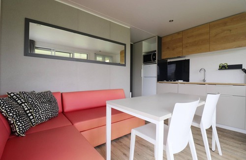 Heeg House | Chalet by Hegermeer with Lake Access