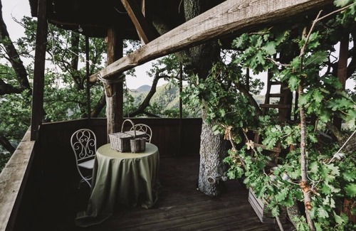 Cagli House | Chalet Ca 'Panicale, swimming pool, spa, gym, tree house, privacy, relaxation.