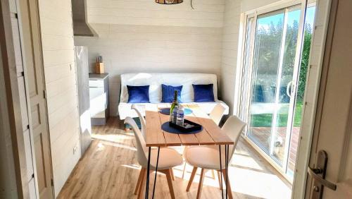 Rouvray (Cote-d'Or) Other | Chalet Charmant à Louer pour 4-6 Personnes dans le Morvan Rouvray 21 avec SPA