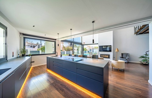 Torremolinos Ski Chalet | Chalet con Piscina Villaspainexperience