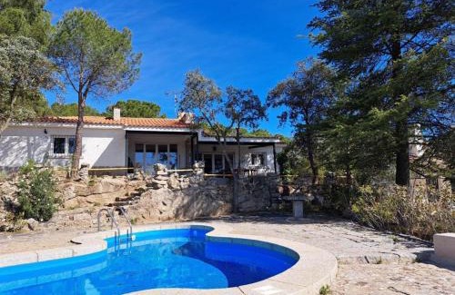 Torrelodones House | Chalet con piscina en Torrelodones