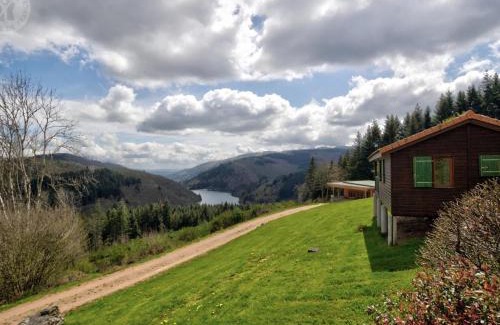 Les Noes House | Chalet confortable avec terrasse privée, proche nature, sports et loisirs, animaux acceptés. - FR-1-496-241