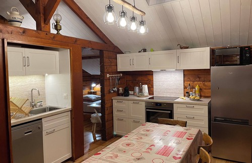 Saint-Crepin Ski Chalet | Chalet Cozy et son Jardin Arboré de 1000 m2