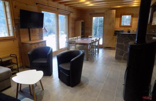Saint-Maurice-sur-Moselle Ski Chalet | CHALET DES CHARBONNIERS AVEC ETANG