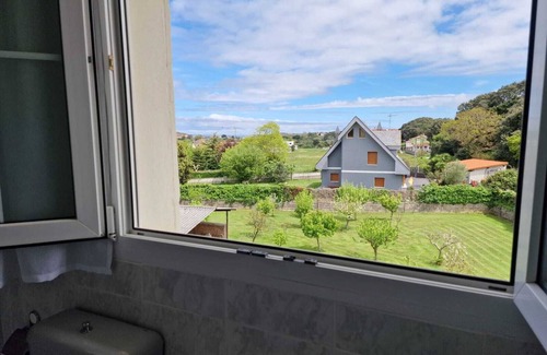 Santa Cruz de Bezana Apartment | Chalet DE 5 Apartamentos Individuales