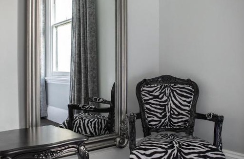 Naracoorte Bed & Breakfast | Chalet de la Ruche