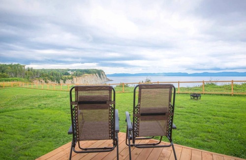 Gaspe Ski Chalet | Chalet double arrière