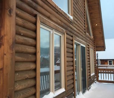 Saint-David-de-Falardeau Ski Chalet | Chalet du Versant Nord