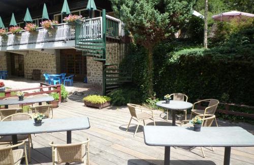 Dun-les-Places Hotel | Chalet du Montal
