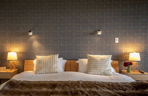 Acacia Bay Cabin | Chalet Eiger Lodge