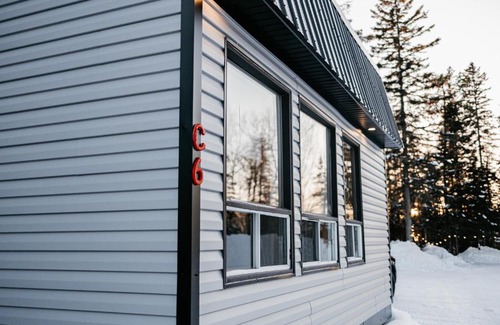 L'Ascension-de-Notre-Seigneur Apartment | Chalet en pleine nature vue sur la rivière Péribonka