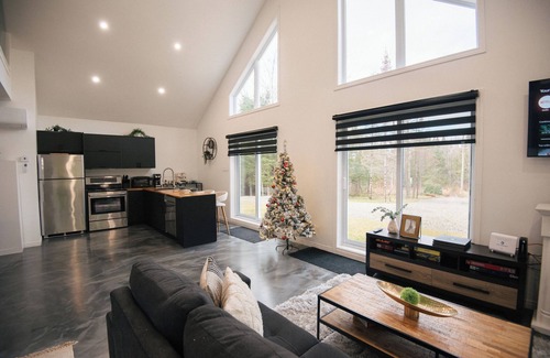 La Patrie Ski Chalet | Chalet Escapade, Spa, Piscine