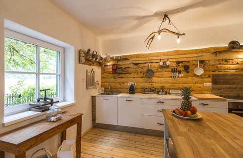 Golling an der Salzach Ski Chalet | Chalet Foresthouse, Chalet, only 25 minutes to Salzburg, garden, sauna, whirlpol