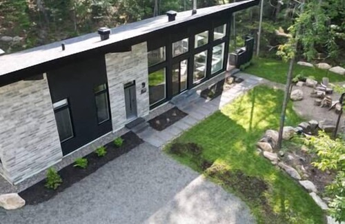 Lac Superieur Village House | Chalet FEU en pleine nature à Tremblant.