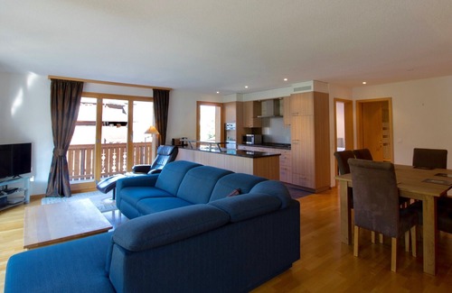 Wengen Apartment | Chalet Fortuna 2