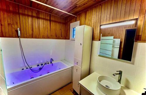 Saint-Laurent-en-Beaumont Ski Chalet | Chalet La Cala des Armaillis