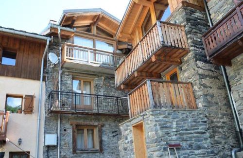 Villarabout Apartment | Chalet Chardons - Chalet Authentique proche des 3 Vallées MAE-3704