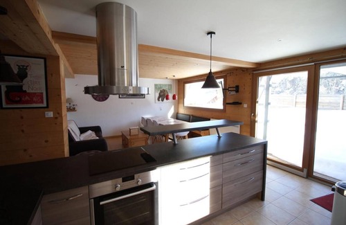 Valloire Ski Chalet | Chalet, Ground floor, terrace, parking, ski locker, 75m², Valloire