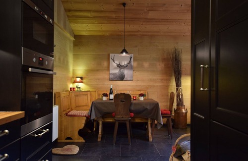 Arville Cottage | Chalet in Arville with Swimming Pool