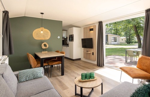 Vlierden Ski Chalet | Chalet in De Peel near Forest
