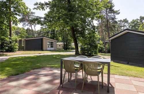Vlierden Ski Chalet | Chalet in De Peel near Forest