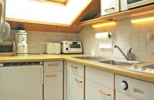 Dienten am Hochkoenig Apartment | Chalet in Dienten with Ski-In Access & Sauna