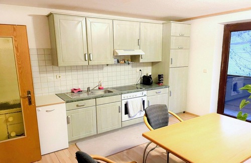 Weitensfeld Apartment | Chalet in Flattnitz near Ski Slopes & Lakes