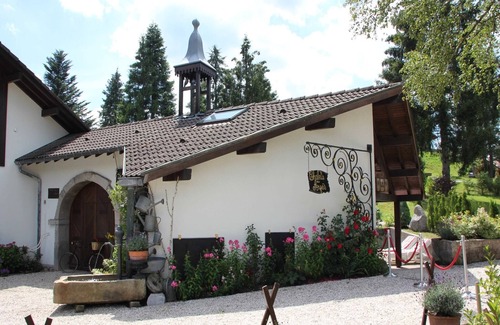 Le Thillot Ski Chalet | Chalet in France with Pool & Jacuzzi