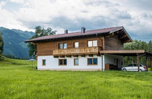 Hollersbach im Pinzgau Ski Chalet | Chalet in Jochberg with Sauna & Mountain Views