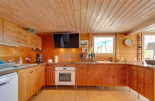 Le Cheylard House | Chalet in Le Cheylard near Hiking Trails