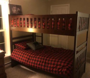 Lackawaxen Ski Chalet | Chalet in Masthope Community