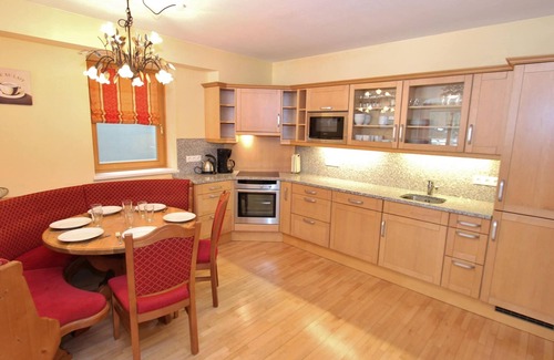 Saalbach-Hinterglemm Apartment | Chalet in Saalbach Near Ski Lift