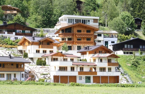 Saalbach-Hinterglemm Apartment | Chalet in Saalbach Near Ski Lift