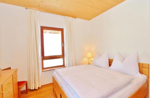 Sankt Johann in Tirol Apartment | Chalet in St Johann by Ski Slope