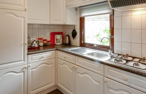 Stegeren Ski Chalet | Chalet in Stegeren with Pool and Gardens