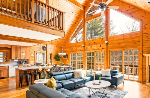 Otis Ski Chalet | Chalet in the Berkshires, Wellness, Ski, Sauna, Gas Fireplace EV charger & Home Office