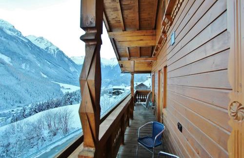 Wald im Pinzgau Apartment | Chalet in Wald near Zillertal Ski Area