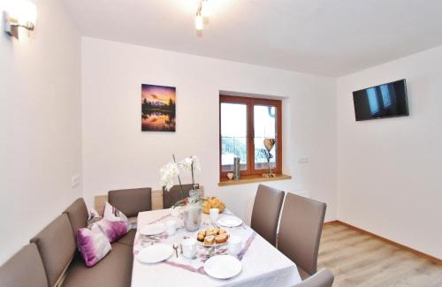 Wald im Pinzgau Apartment | Chalet in Wald near Zillertal Ski Area