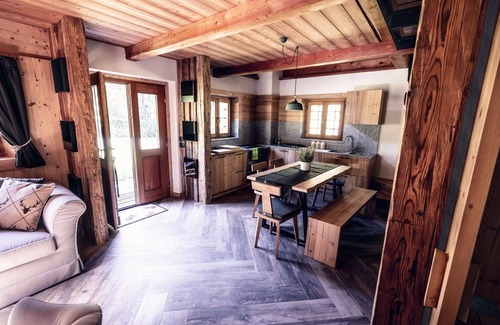 Ragoli House | Chalet inside the Nature for 4 People