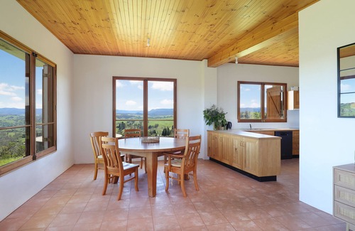 Kanimbla Ski Chalet | Chalet Kanimbla - Breathtaking 360 views on the top of Mount Kanimbla