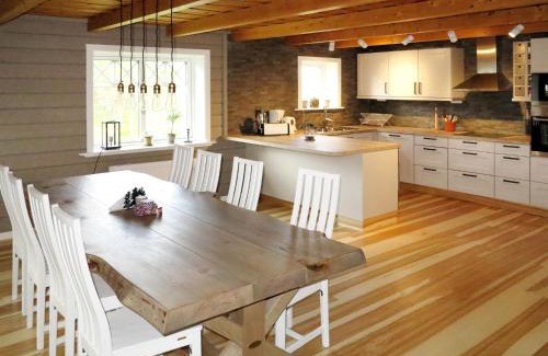 Vemhan Ski Chalet | Chalet Kvisthån Idegranen by Interhome