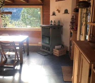 Barboleusaz Ski Chalet | Chalet Le Ruissel - 6 personnes - confortable et bien situé