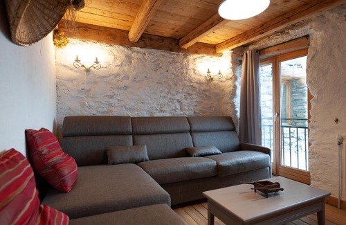 Praranger Ski Chalet | CHALET LES MUGALICES
