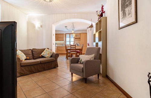 Castel Ivano Ski Chalet | Chalet 'Maso Gigi' with Mountain View, Private Garden and Wi-Fi