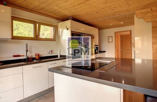 Leysin Ski Chalet | Chalet Mirage 3 bedroom chalet (220 m2) for 2 to 6 people:1 bedroom with double bed, television, en