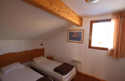Saint-Etienne-en-Devoluy Ski Chalet | Chalet Mitoyen 3 Pièces 6 Pers. avec Terrasse - Résidence Le Hameau du Puy, Superdevoluy - FR-1-504-450