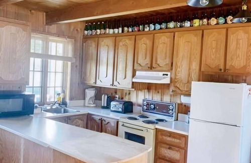 Saint Come Ski Chalet | Chalet Natura Versailles Spa and River